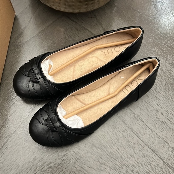 SOUL NATURALIZER Gift Flats - Picture 6 of 11